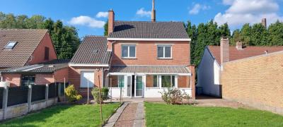 Maison Individuelle à louer Entièrement Rénovée 